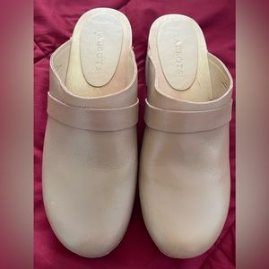 Talbots clogs